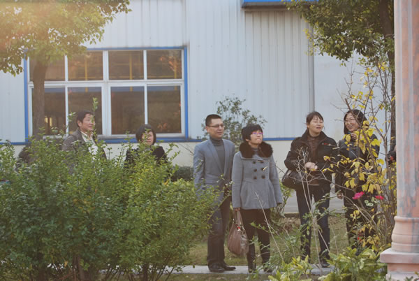 市、區衛生局領導參觀滬工園林景觀